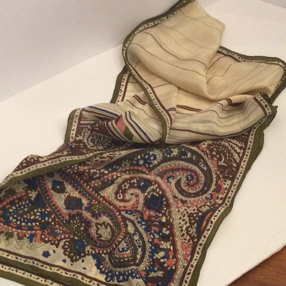 Vintage Echo long rectangular silk scarf - Picture 4 of 5